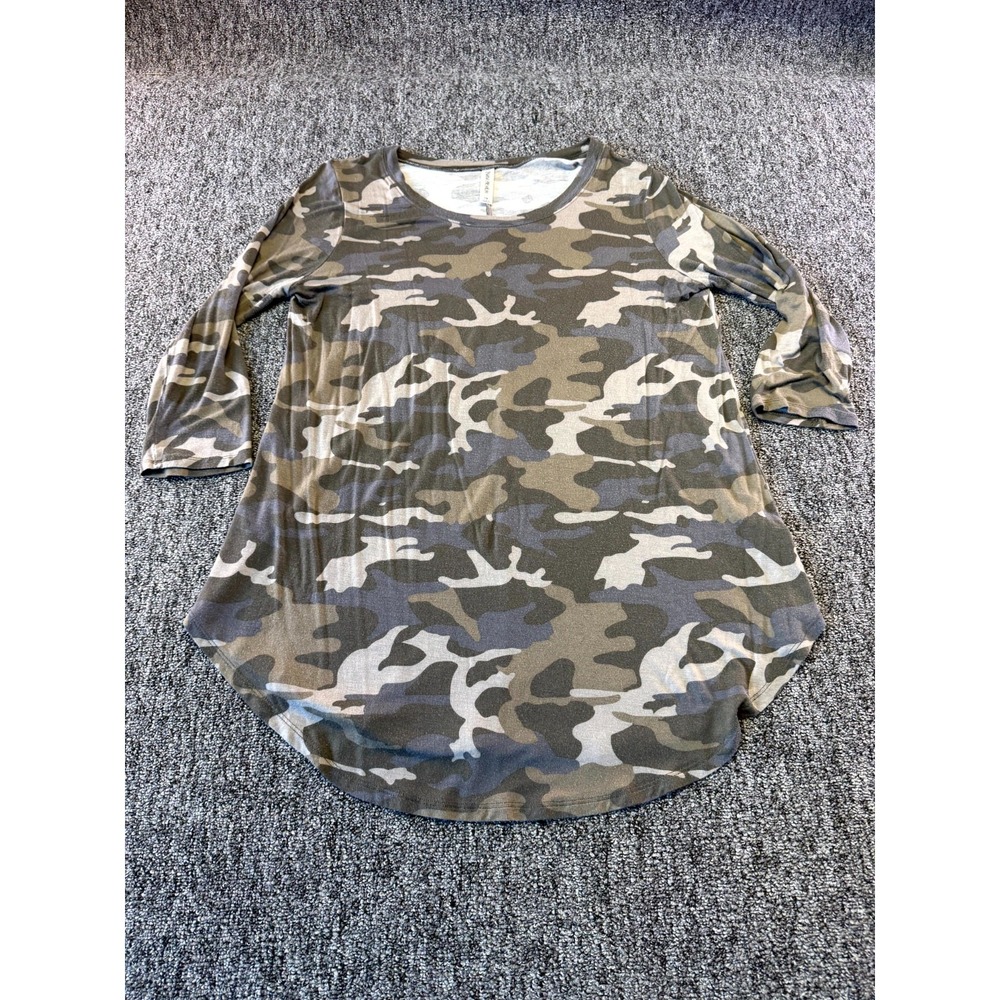 Zenana Premium T-Shirt Womens 1X Multicolor Camouflage 3/4 Sleeve Crew Neck
